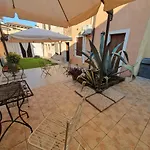 Gesuitirooms 3*