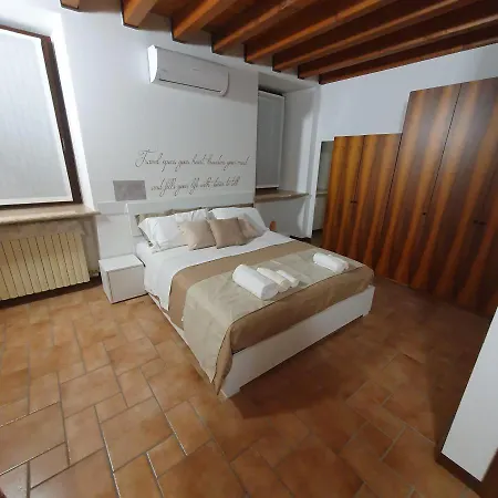 Maison d'hôtes Gesuitirooms Sona